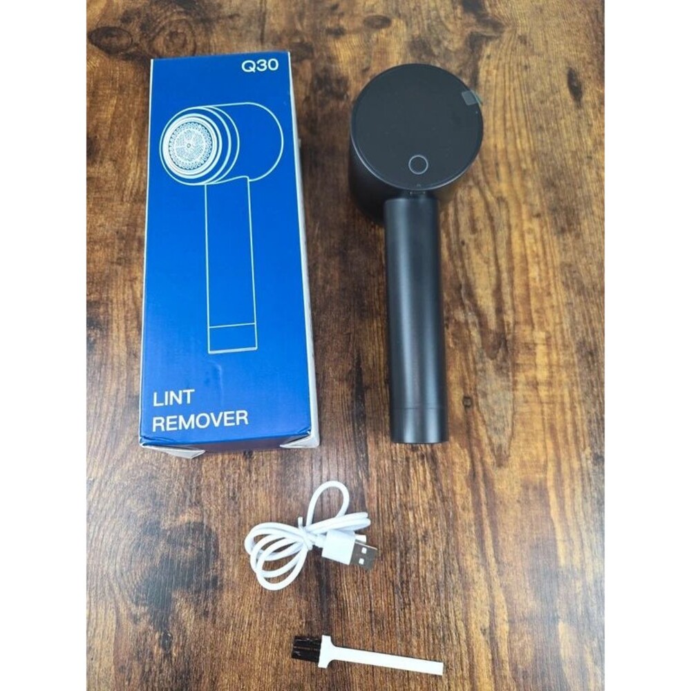 Electric lint remover